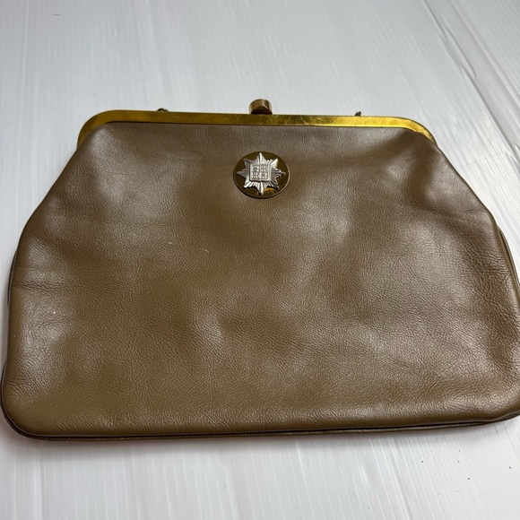 Vintage Roger Van S. Elegant Brown Leather Clutch with Gold Chain - Picture 8 of 10